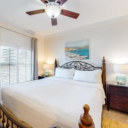 Sterling Sands Destin Room photo