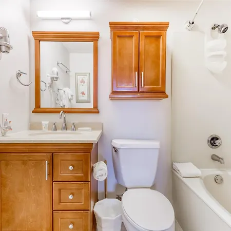 Sterling Sands Destin Room photo