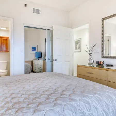 Sterling Sands Destin Room photo