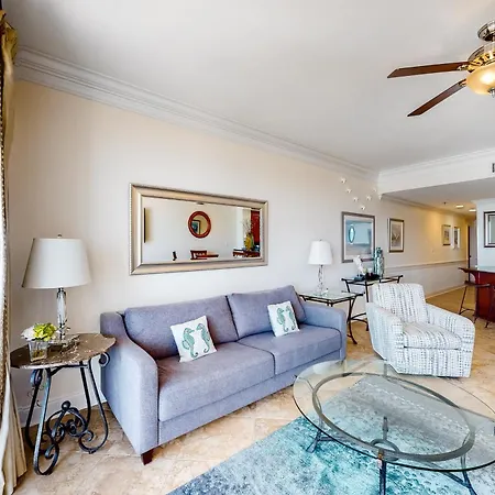 Sterling Sands Destin Room photo