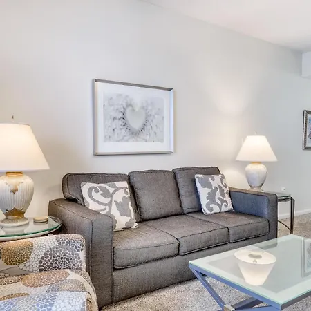 Sterling Sands Destin Room photo