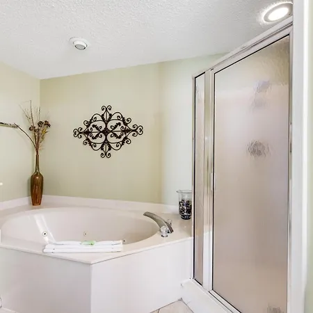 Sterling Sands Destin Room photo